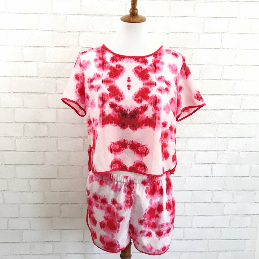 Paris & Me boutique red watercolor short set